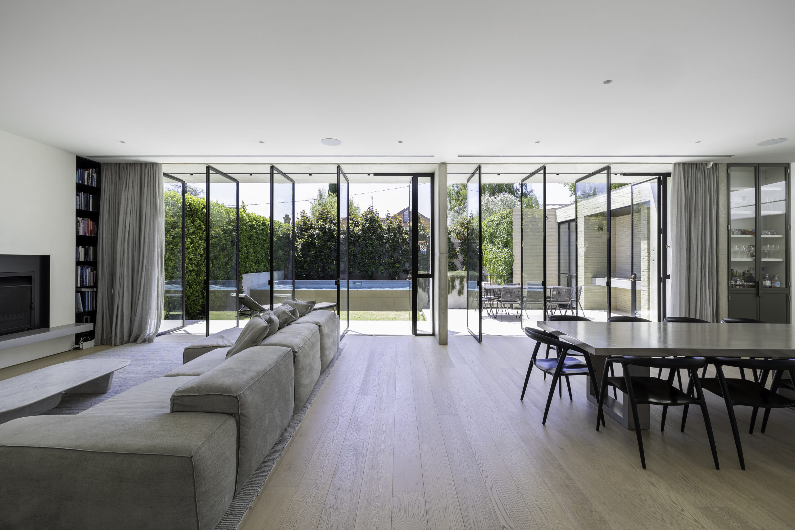 Impeccable contemporary family living – 4 Bedroom home with north facing pool